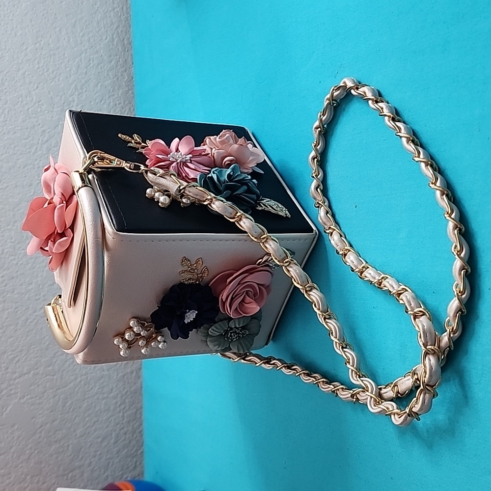 NWOT Floral Pink and Black Square Purse Crossbody Handbag